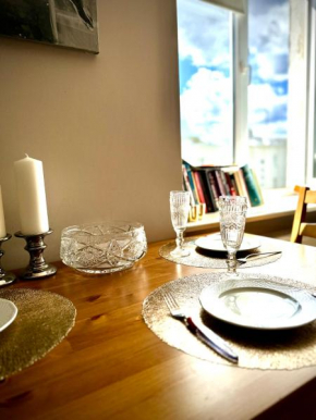 43m2 Apartament Saski- Blisko Starówki i Dworca Centralnego- Elektoralna 19a